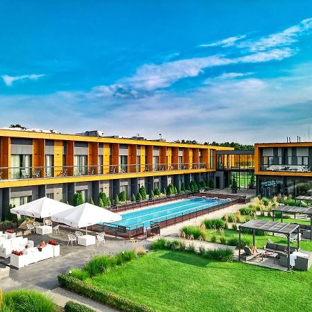 Hotel Bonifacio Spa&Sport Resort Sochocin Екстериор снимка