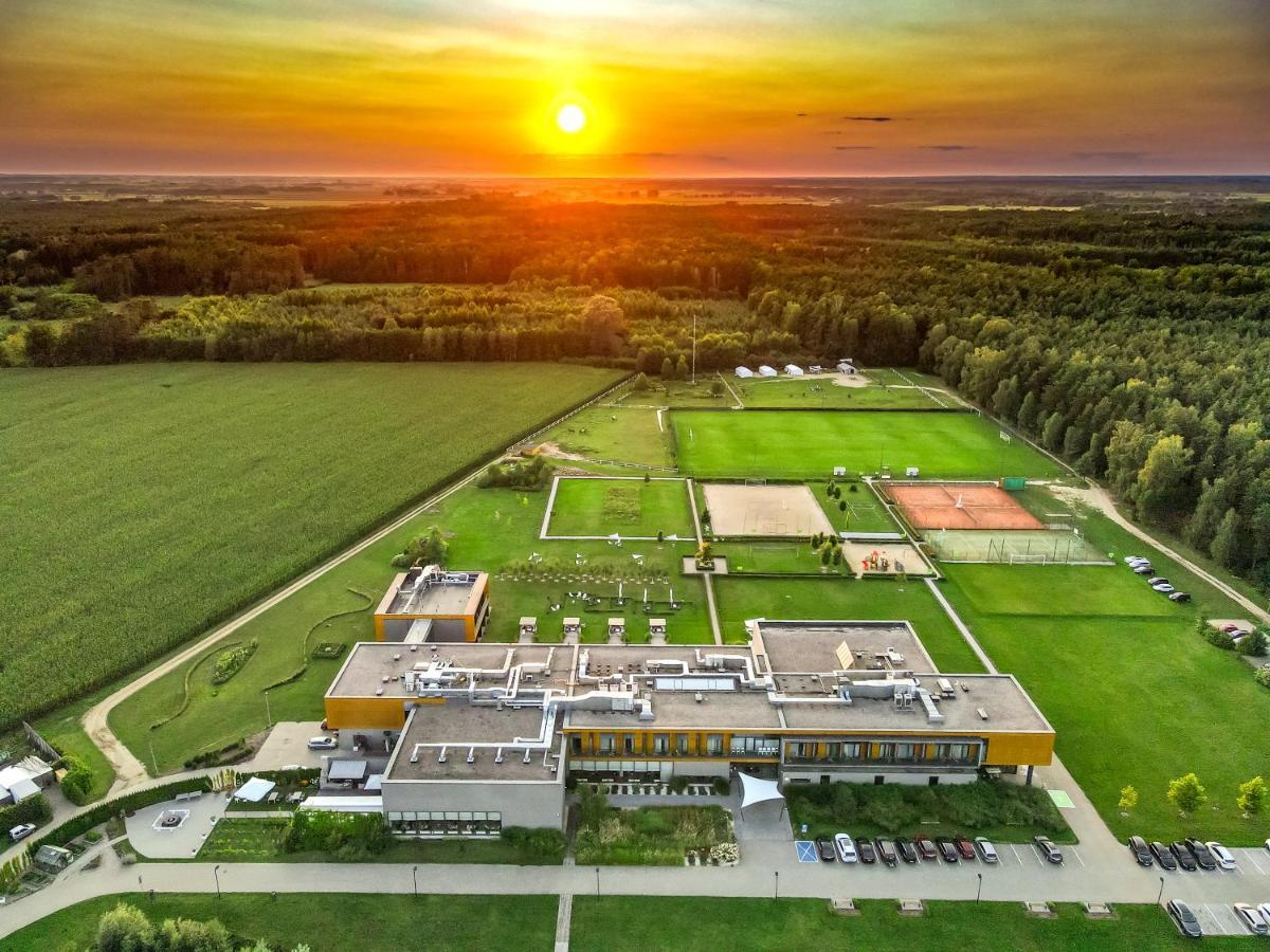 Hotel Bonifacio Spa&Sport Resort Sochocin Екстериор снимка