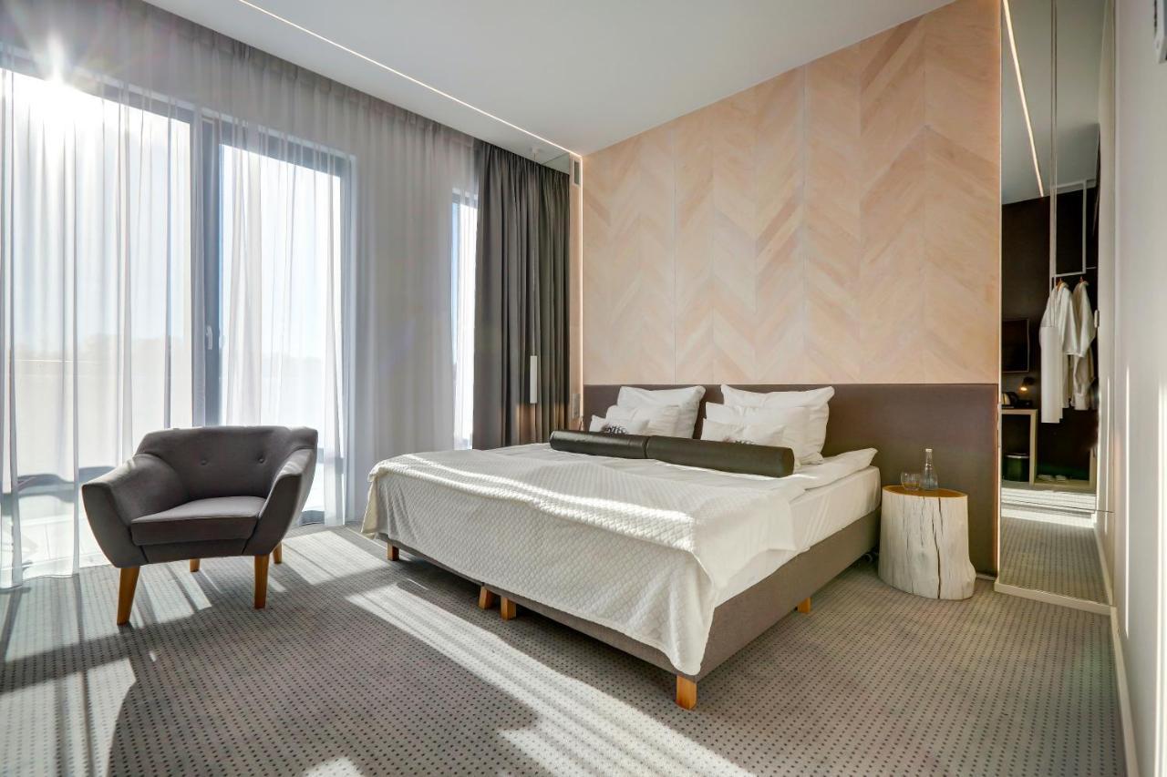 Hotel Bonifacio Spa&Sport Resort Sochocin Екстериор снимка